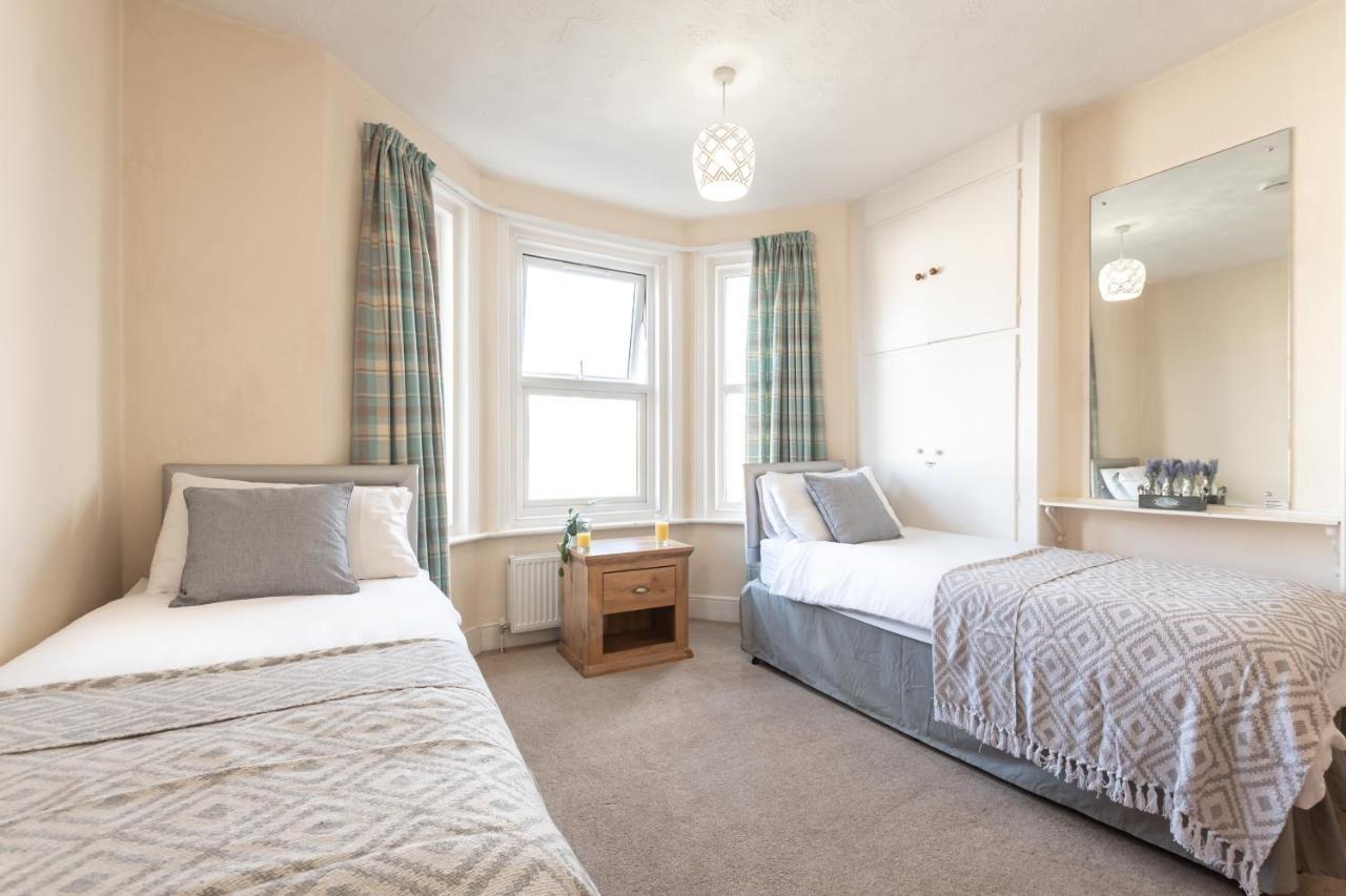 3-Bedroom House L Fast Wi-Fi L Garden L Newly Decorated L Close To Shops And Restaurants Bournemouth Buitenkant foto